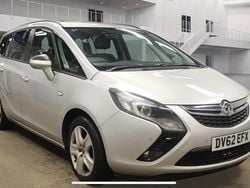 Silver Used 2012 Vauxhall Zafira MPV | £2,795 (Good price)