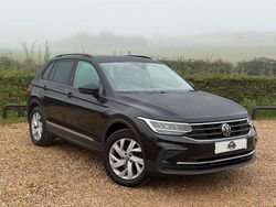 Black Used 2021 VW Tiguan Life SUV | £14,724 (Fair price)