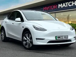 White Used 2022 Tesla Model Y Long Range SUV | £22,495 (Fair price)