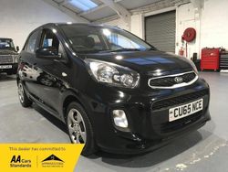 Black Used 2015 Kia Picanto Hatchback | £5,320 (Fair price)