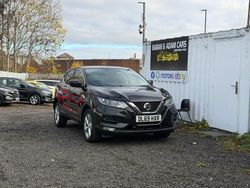 Black Used 2017 Nissan Qashqai Tekna SUV | £6,290 (Super price)