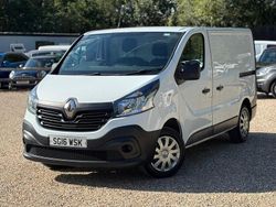 White Used 2016 Renault Trafic Business Van | £5,944 (Good price)
