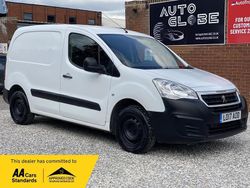 White Used 2017 Peugeot Partner Van | £4,990 (Fair price)