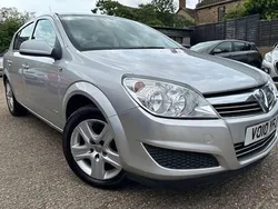Silver Used 2010 Vauxhall Astra Club Hatchback | £2,495 (Good price)