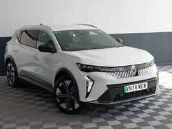 White Used 2024 Renault Scénic Techno MPV | £31,998 (Good price)