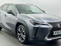 Used 2024 Lexus UX 250h SUV | £15,986 (Super price)