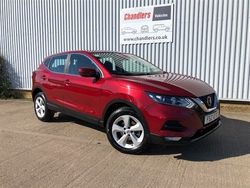 Red Used 2021 Nissan Qashqai Acenta Premium SUV | £13,990 (Good price)