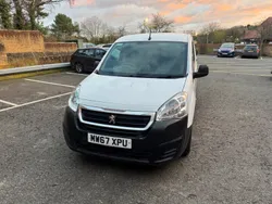 White Used 2018 Peugeot Partner MPV | £2,500 (Super price)