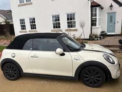 Used 2016 Mini Cooper S Hatchback | £8,995 (Fair price)