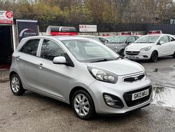 Silver Used 2013 Kia Picanto Hatchback | £2,495 (Fair price)