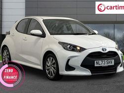 White Used 2023 Toyota Yaris Hybrid Hatchback | £15,737 (Good price)