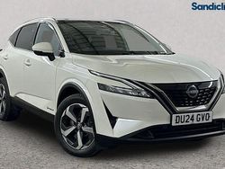 White Used 2022 Nissan Qashqai N-Connecta SUV | £22,739 (Fair price)