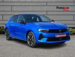 Blue Used 2023 Vauxhall Astra Ultimate Hatchback | £21,490 (Good price)