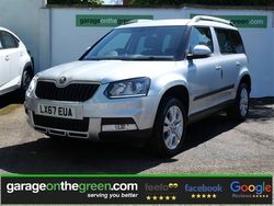 Brilliant silver metallic Used 2017 Skoda Yeti Drive SUV | £16,995 (Expensive)
