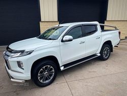 White Used 2019 Mitsubishi L200 Pickup | £13,995 (Fair price)