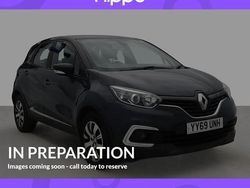 Used 2019 Renault Captur Play SUV | £8,680 (A bit pricey)