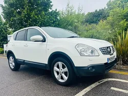 White Used 2009 Nissan Qashqai Tekna SUV | £1,995 (Fair price)