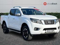 White Used 2021 Nissan Navara Tekna Pickup | £18,495 (Super price)