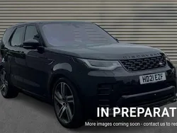 Metallic santorini black Used 2021 Land Rover Discovery 5 HSE Dynamic SUV | £48,931 (Fair price)