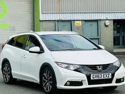 White Used 2014 Honda Civic EX Estate | £3,490 (Fair price)
