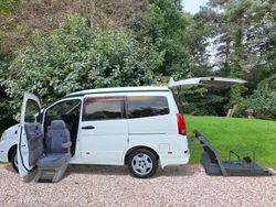 White Used 2015 Nissan Serena MPV | £6,995 (Good price)