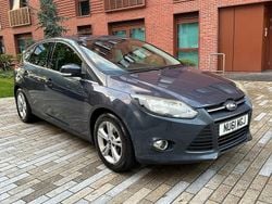 Grey Used 2011 Ford Focus Zetec Hatchback | £995 (Good price)