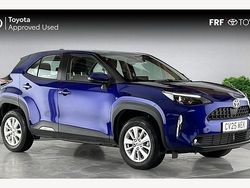 Used 2025 Toyota Yaris Hybrid Estate | £23,300 (Good price)