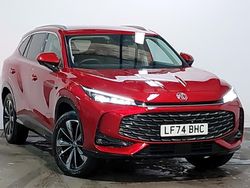 Red Used 2025 MG HS Trophy SUV | £22,998 (Expensive)