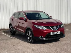 Red Used 2015 Nissan Qashqai N-TEC SUV | £5,999 (Fair price)