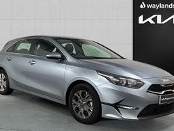 Silver New 2025 Kia Ceed 2 Hatchback | £19,995 (Fair price)