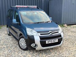 Blue Used 2010 Citroën Berlingo XTR MPV | £2,190 (Fair price)
