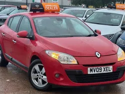 Red Used 2009 Renault Mégane III Dynamique Hatchback | £1,975 (Good price)