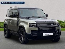 Green Used 2024 Land Rover Defender Estate | £75,243