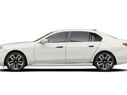 New 2025 BMW i7 M Sport Sedan | £119,024 (Fair price)