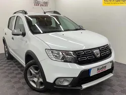 White Used 2018 Dacia Sandero Lauréate Hatchback | £5,990 (Fair price)
