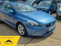 Blue Used 2015 Volvo V40 Estate | £5,995 (Fair price)