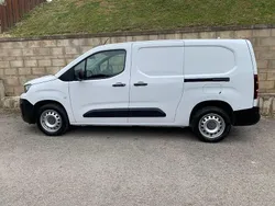 White Used 2023 Peugeot Partner Premium MPV | £9,350 (Super price)