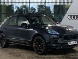 Blue Used 2022 Porsche Macan SUV | £63,999 (Expensive)