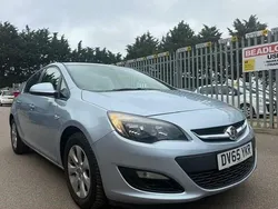 Used 2015 Vauxhall Astra Design Edition Hatchback | £3,499 (Good price)