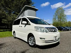 White Used 2005 Toyota Alphard MPV | £17,495