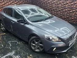Grey Used 2015 Volvo V40 CC Estate | £8,899 (Fair price)