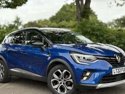 Blue/black Used 2021 Renault Captur Version S SUV | £13,529 (Fair price)