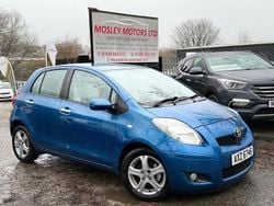 Blue Used 2010 Toyota Yaris Hatchback | £2,290 (Good price)