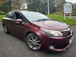 Red Used 2014 Toyota Avensis Sedan | £4,795 (Fair price)
