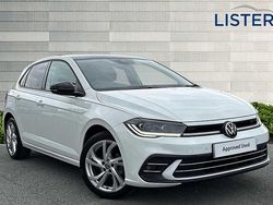 White Used 2023 VW Polo Style Hatchback | £18,493 (Fair price)