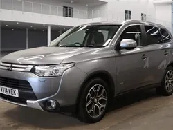 Grey Used 2014 Mitsubishi Outlander SUV | £6,890 (Fair price)