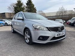 Silver Used 2012 Kia Ceed 3 Estate | £1,995 (Fair price)