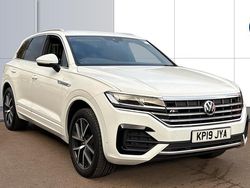 White Used 2019 VW Touareg R-line SUV | £28,095 (Good price)