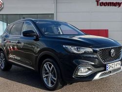 Black Used 2023 MG HS Exclusive SUV | £16,195 (Fair price)