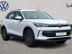 White Used 2025 VW Tiguan Life SUV | £31,291